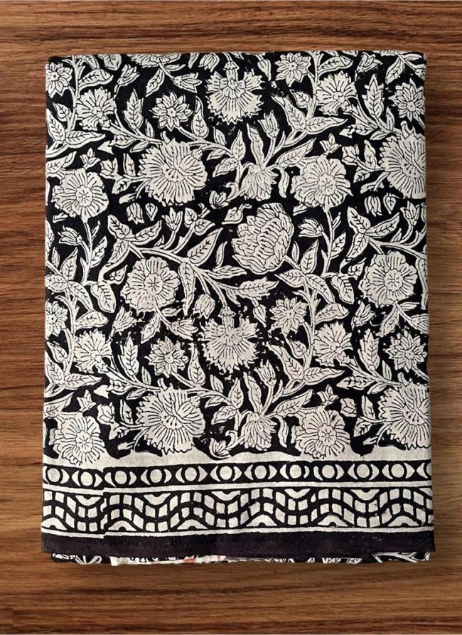 Cotton  Black Daily Wear Printed Saree